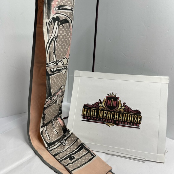 Louis Vuitton Twilly in Peach color, preloved. - Picture 10 of 10